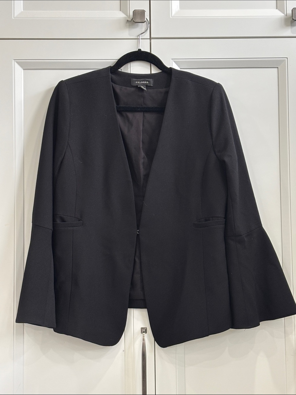 Halogen Black Open-Front Flared-Sleeve Blazer